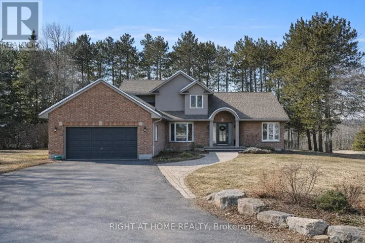 114 DAVID KENNEDY DRIVE, Ottawa, Ontario K0A1T0