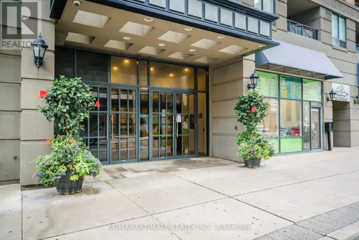 1004 - 140 SIMCOE STREET, Toronto (Waterfront Communities), Ontario M5H4E9