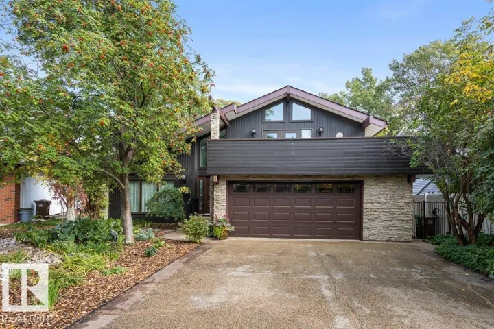 8 GREEN LEES PL, St. Albert, Alberta T8N3B1