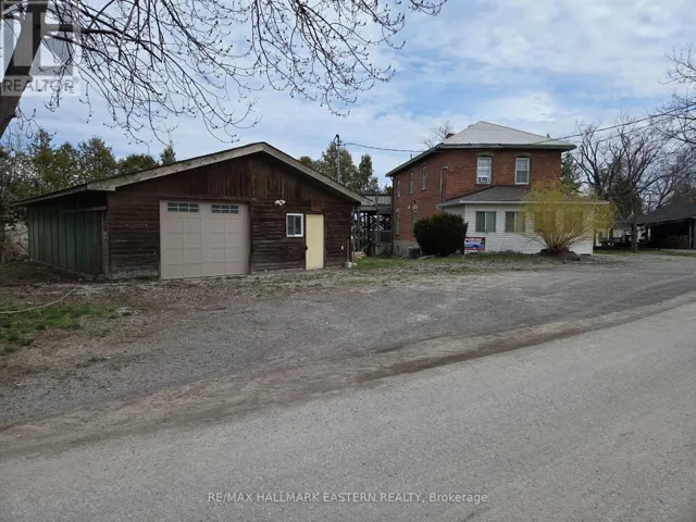 10 HILL STREET, Selwyn, Ontario K0L2H0