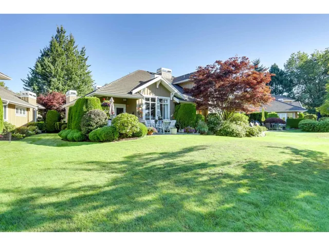 33 18088 8 AVENUE, Surrey, British Columbia V3Z9T6