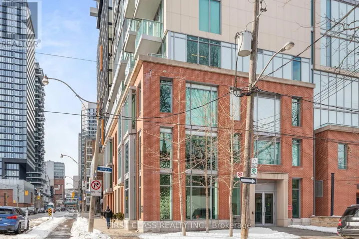 TH1 - 220 GEORGE STREET, Toronto (Moss Park), Ontario M5A2N1