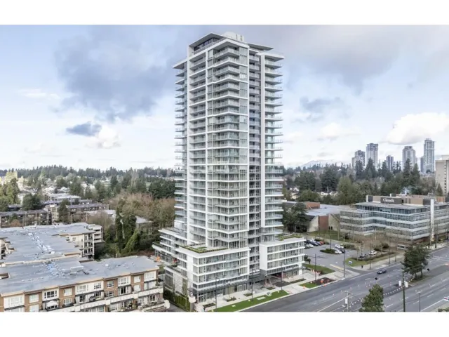 101 9675 KING GEORGE BOULEVARD, Surrey, British Columbia V3T2V3