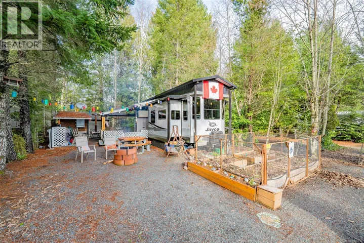E2 2650 Turnbull Rd, Qualicum Beach, British Columbia V9R2R2