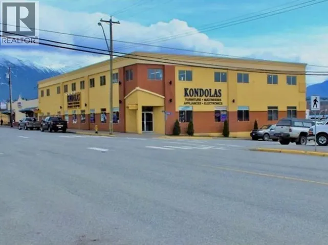 4525 LAKELSE AVENUE, Terrace, British Columbia V8G1P3