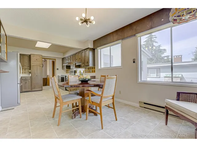 11515 97A AVENUE, Surrey, British Columbia V3V2G3