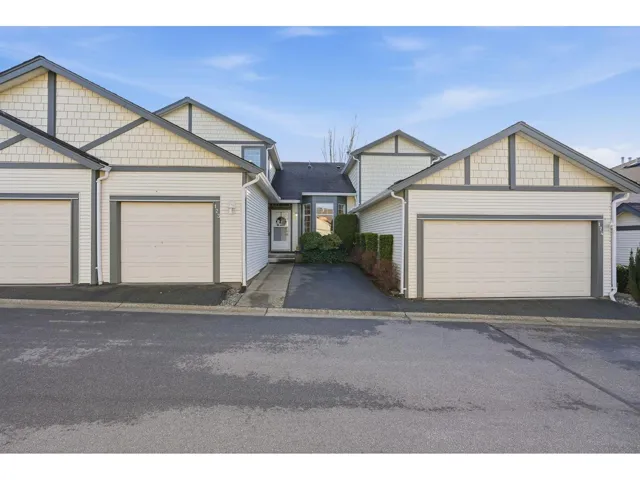 123 9012 WALNUT GROVE DRIVE, Langley, British Columbia V1M2K3