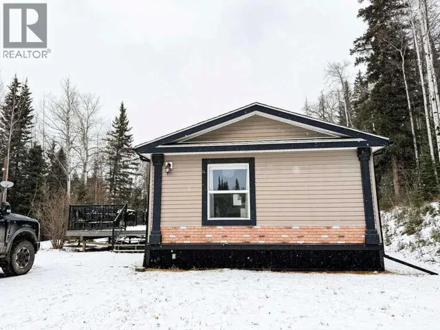 4B-24425 East River Road, Hinton, Alberta T7V0A3