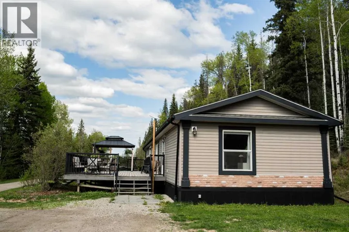 4B-24425 East River Road, Hinton, Alberta T7V0A3