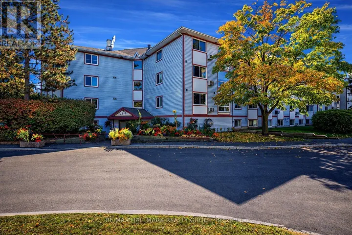 302 - 318 LORRY GREENBERG DRIVE, Ottawa, Ontario K1T2R5