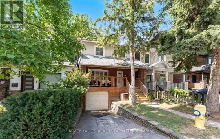 306 WYCHWOOD AVENUE, Toronto (Humewood-Cedarvale), Ontario M6C2T8