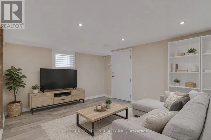 LOWER - 246 PRESCOTT AVENUE, Toronto (Weston-Pellam Park), Ontario M6N3H1