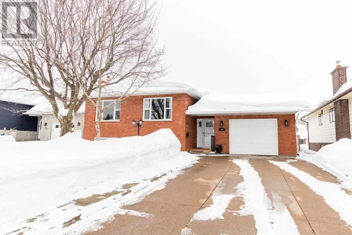 33 Parker AVE, Sault Ste. Marie, Ontario P6B1G6