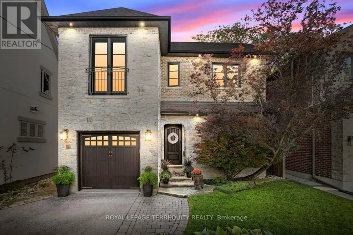 12 ELLIOTT AVENUE, Toronto (Kingsway South), Ontario M8X2P8