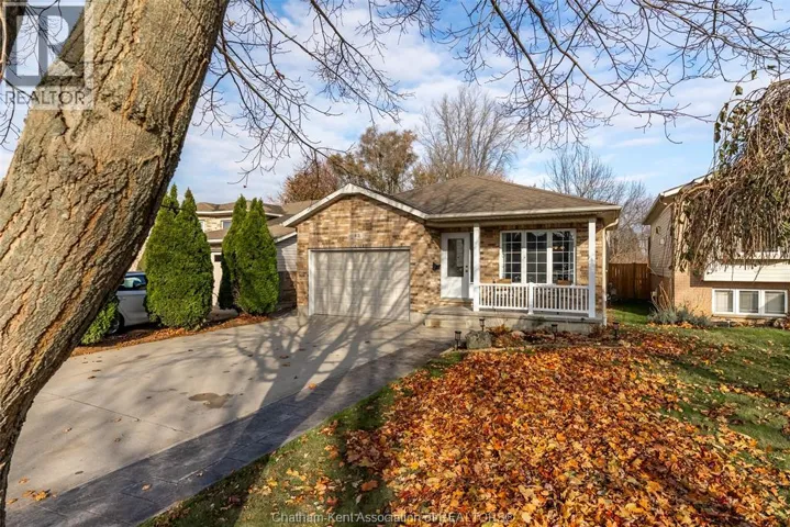43 Greenfield LANE, Chatham, Ontario N7L5N4