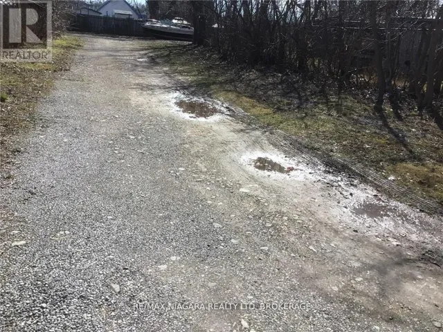 S/S BRIDGE STREET, Niagara Falls (Downtown), Ontario L2E3V5