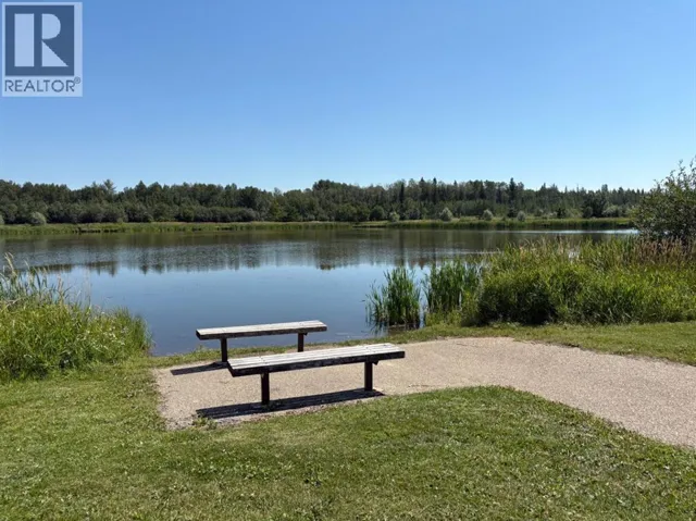 5933 88 Street, Grande Prairie, Alberta T8W0J9