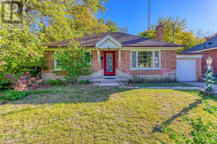 3 GLENN MURRAY DRIVE, Toronto (Stonegate-Queensway), Ontario M8Y3H2