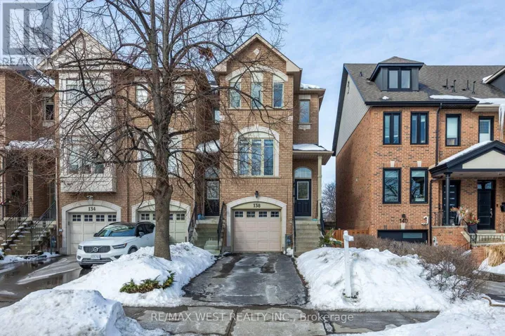 138 MANITOBA STREET, Toronto (Mimico), Ontario M8Y1E3