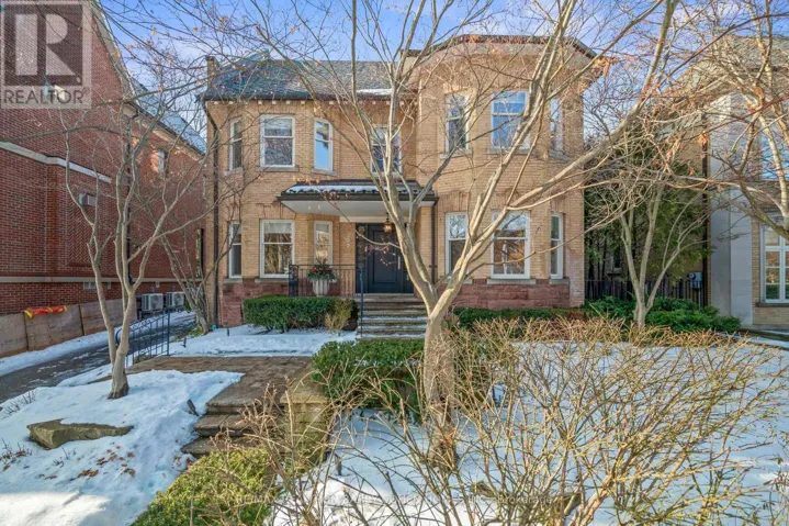 302 RUSSELL HILL ROAD, Toronto (Casa Loma), Ontario M4V2T6