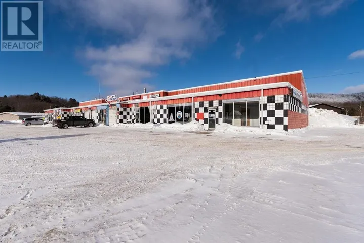 6 Oakland Avenue, Elliot Lake, Ontario p5a2t1