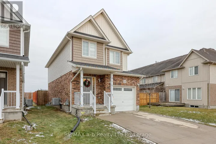 1160 CAEN AVENUE, Woodstock (Woodstock - North), Ontario N4T0G3