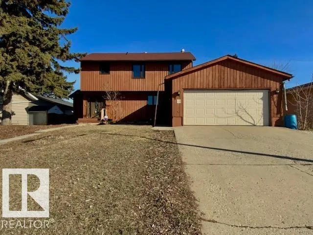125 PINE DR, Wetaskiwin, Alberta T9A2V9