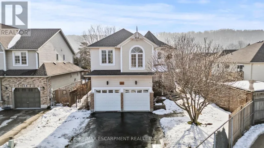 41 GRIFFITH DRIVE, Grimsby (Grimsby East), Ontario L3M5L2
