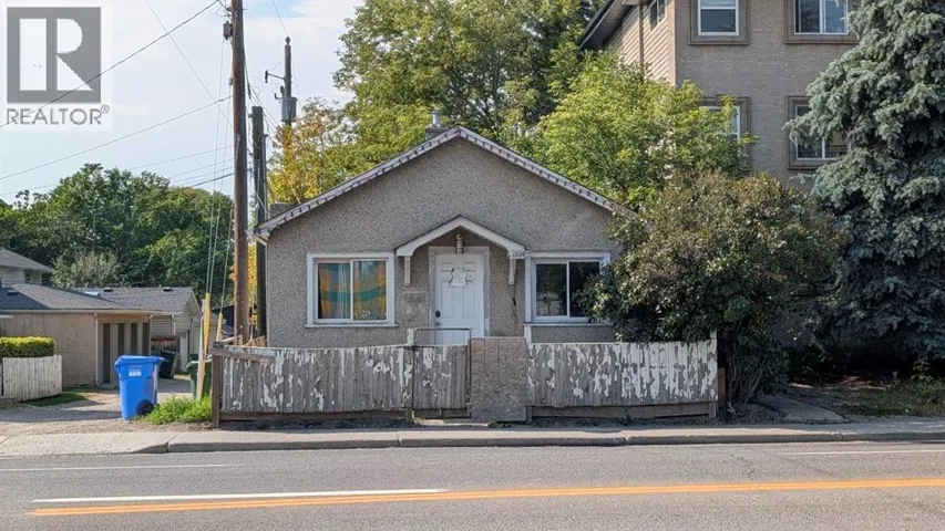 1509 Edmonton Trail NE, Calgary, Alberta T2E3L1