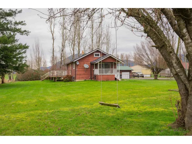 36113 PAGE ROAD, Abbotsford, British Columbia V3G1P3