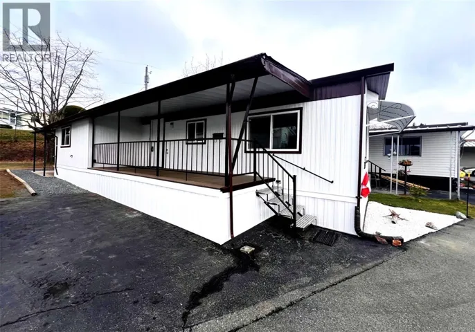 30 6245 Metral Dr, Nanaimo, British Columbia V9T6P8
