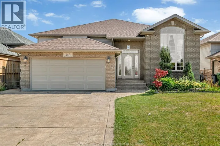143 AMY CROFT, Lakeshore, Ontario N9K1E6