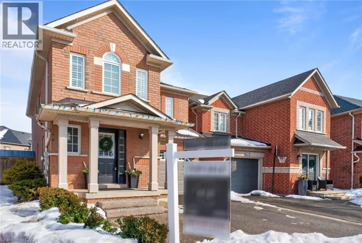 2286 SETON Crescent, Burlington, Ontario L7L6Y4