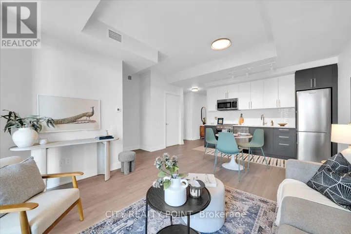 910 - 664 SPADINA AVENUE, Toronto (University), Ontario M5S2H7