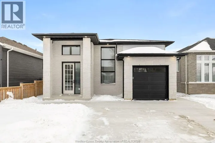 1063 MAPLE AVENUE, Kingsville, Ontario N9Y3T5