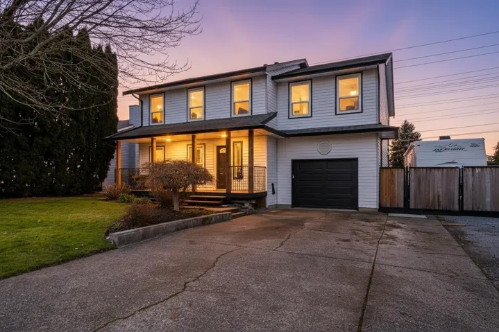 21229 95 AVENUE, Langley, British Columbia V1M1M9