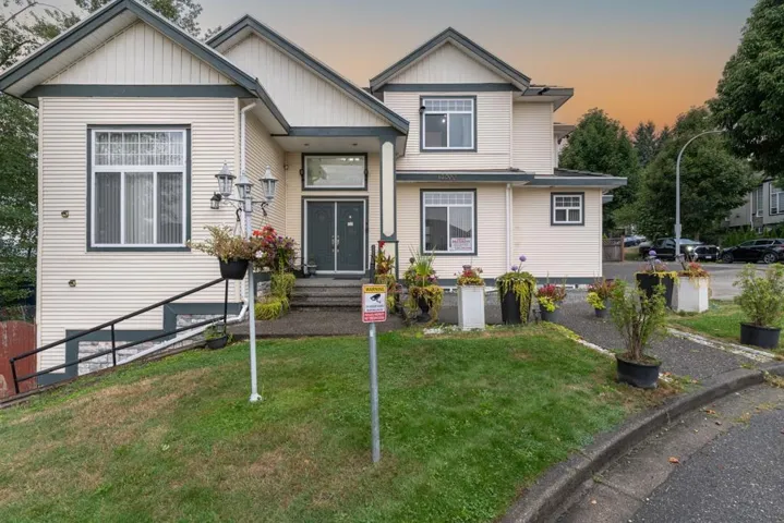 14490 67B AVENUE, Surrey, British Columbia V3S0T3