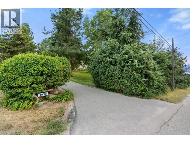 1030 King Drive, Naramata, British Columbia V0H1N1