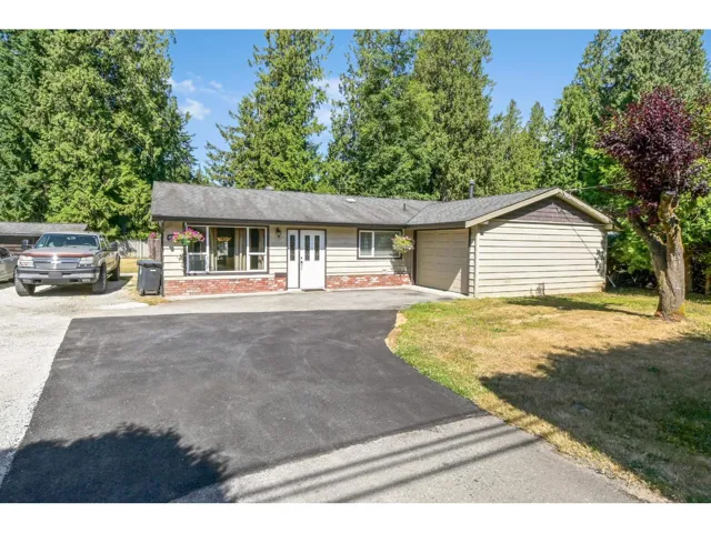 4323 200 STREET, Langley, British Columbia V3A1L2