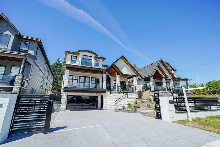 9487 162A STREET, Surrey, British Columbia V4N2B7