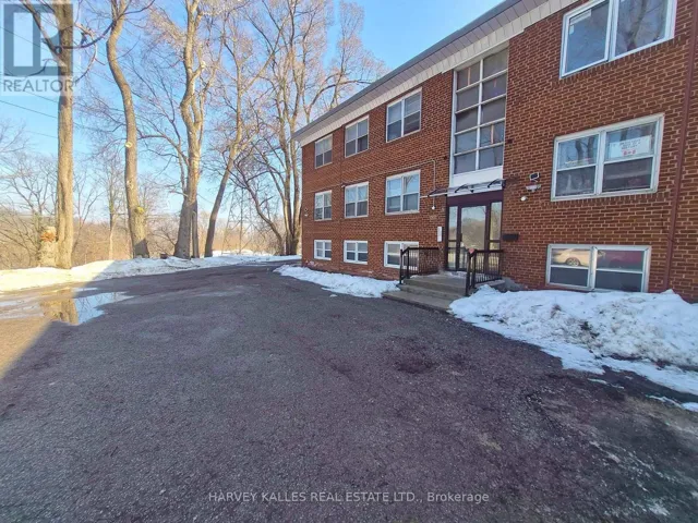 6 - 330 CHISHOLM AVENUE, Toronto (Woodbine-Lumsden), Ontario M4C4W6