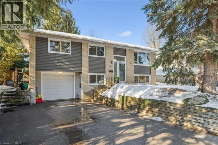 204 CEDARBRAE Avenue, Waterloo, Ontario N2L4S5