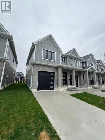 36 - 17 NICHOLSON STREET, Lucan Biddulph (Lucan), Ontario N0M2J0