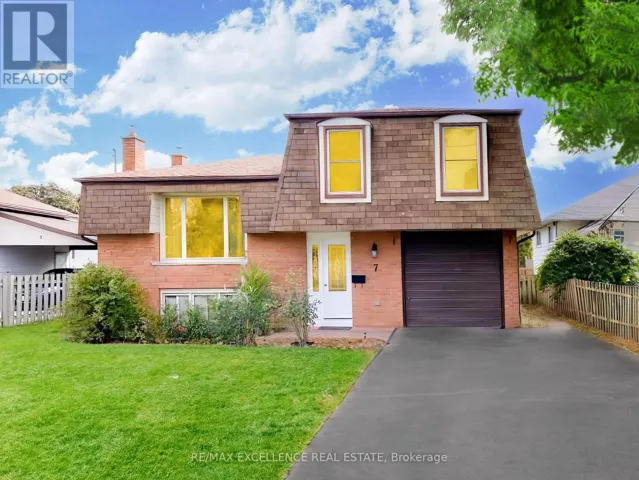 7 DUNNETT BOULEVARD, Belleville (Belleville Ward), Ontario K8P4M4