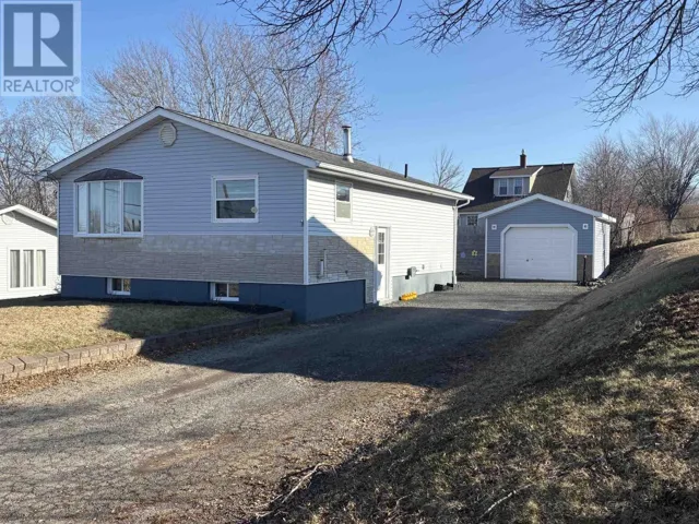 9 Terrace Avenue, Stellarton, Nova Scotia B0K1S0