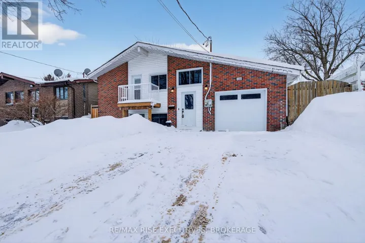 1302 MONTREAL STREET, Kingston (Rideau), Ontario K7K3L6