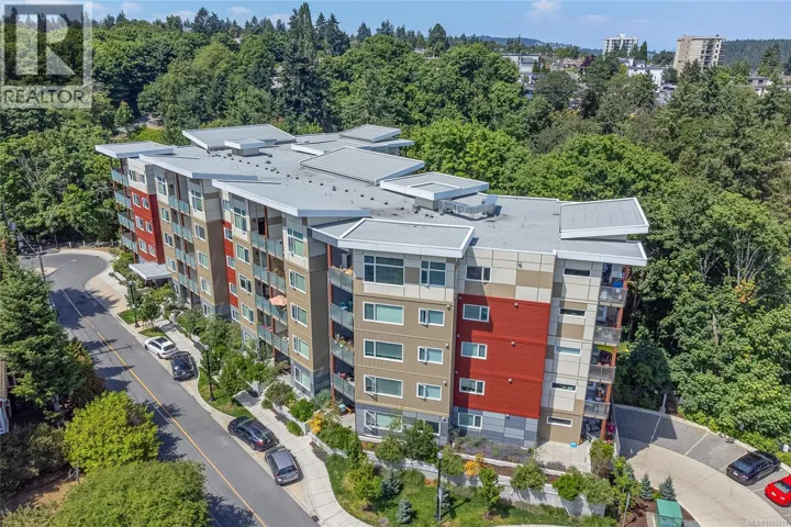 212 20 Barsby Ave, Nanaimo, British Columbia V9R0K4