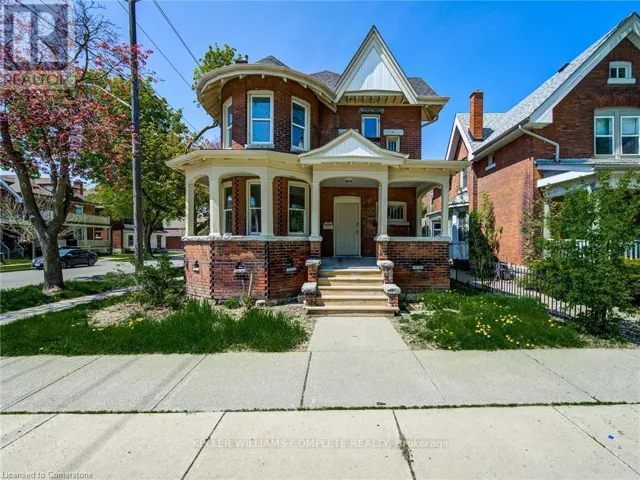 UPPER - 200 PARK AVENUE, Brantford, Ontario N3S5K1