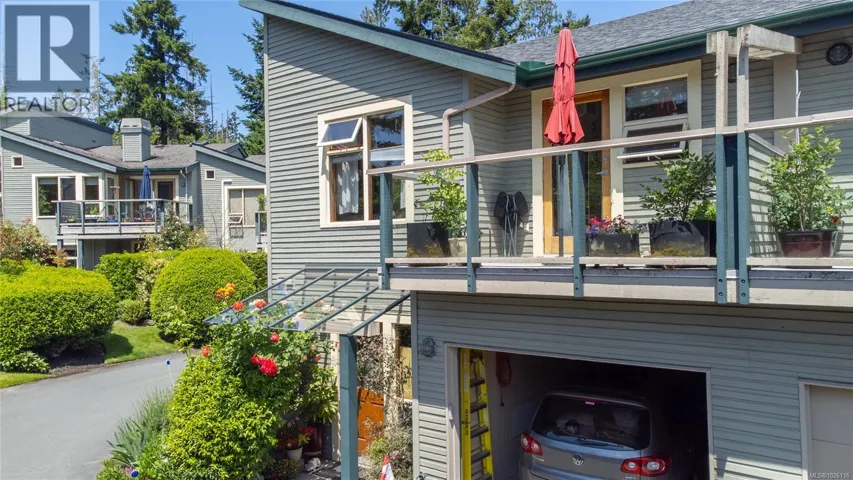 9 133 Corbett Rd, Salt Spring, British Columbia V8K2W6