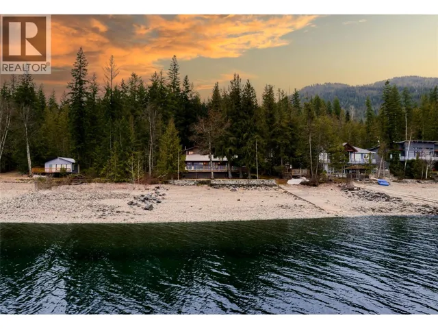 4119 Reid Road, Eagle Bay, British Columbia V0E1T0